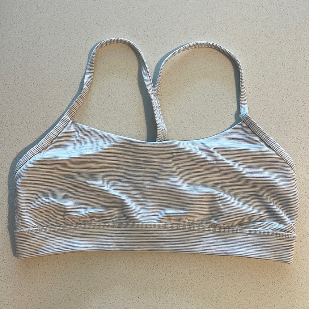 Lululemon Flow Y bra